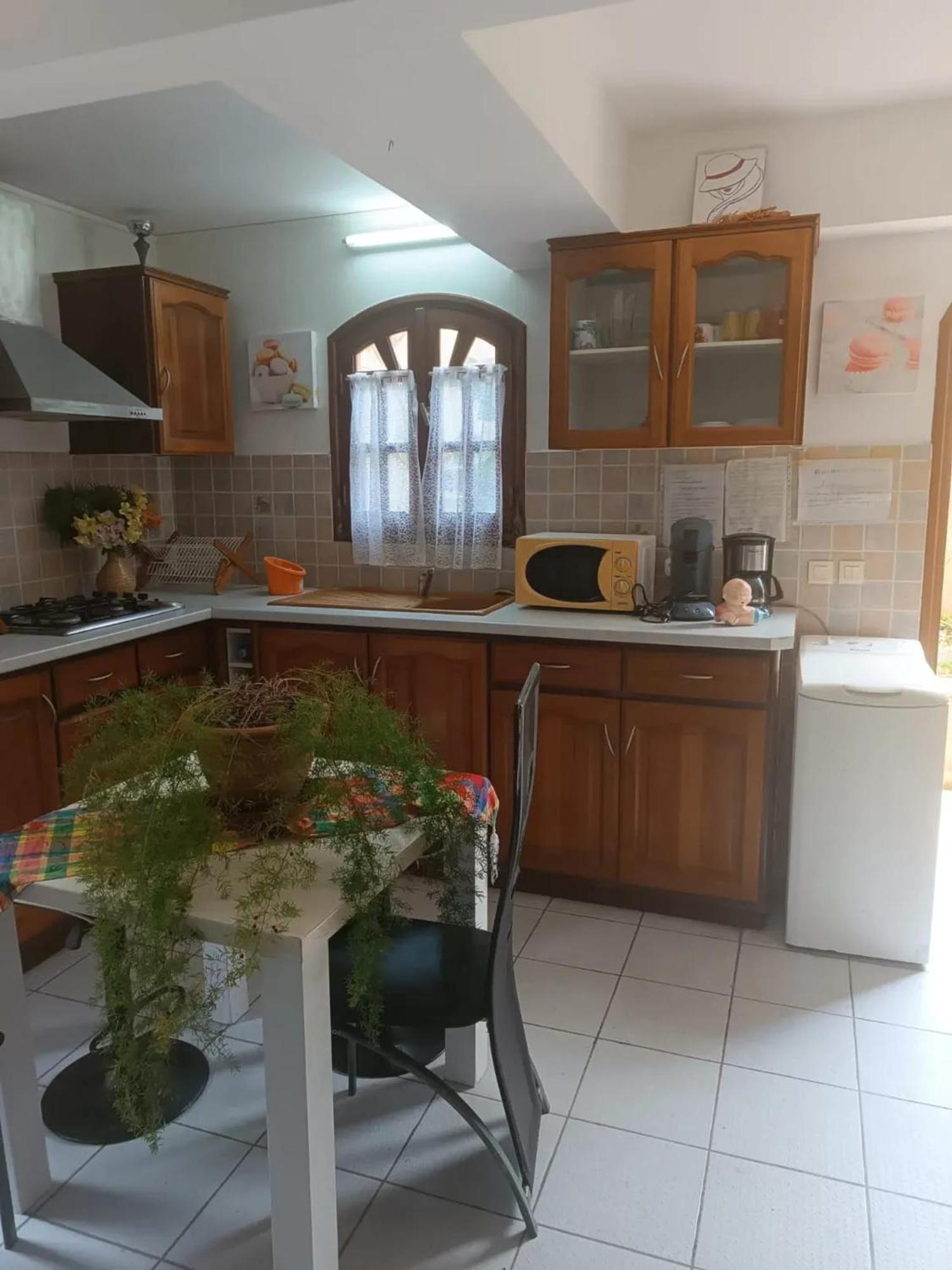 Au Moule Avec Jardin De 35 M² Et Barbecue